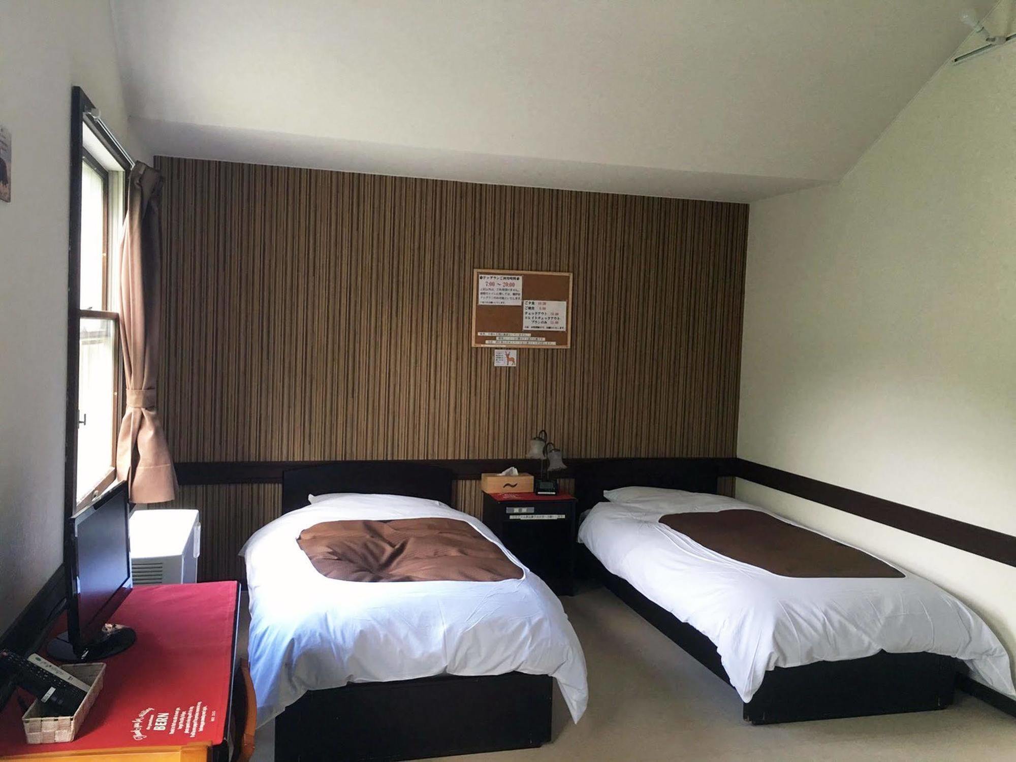 Guest House Bern Chino Bagian luar foto