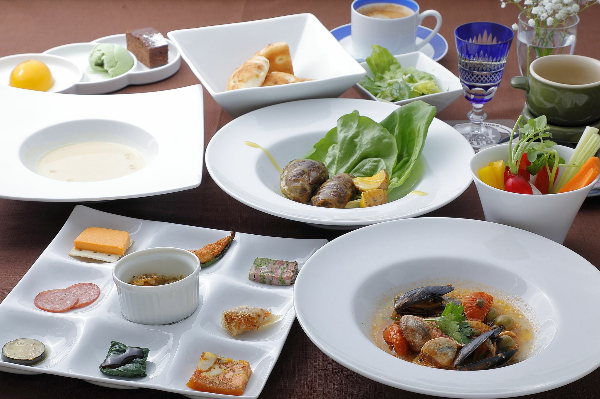 Guest House Bern Chino Bagian luar foto