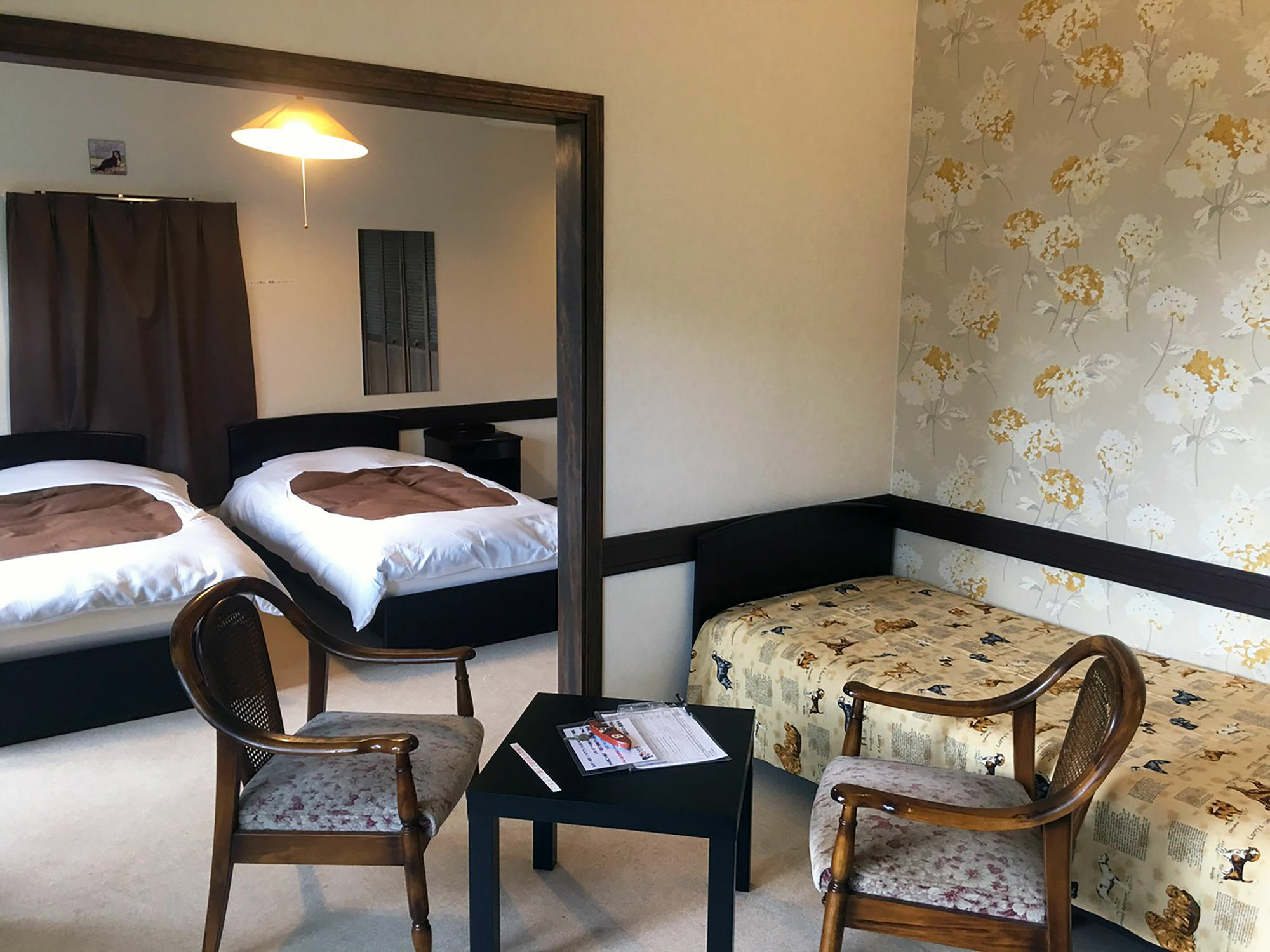 Guest House Bern Chino Bagian luar foto